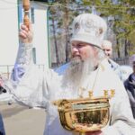 Епископ Иннокентий совершил Божественную литургию в Великую Субботу в храме свт. Николая