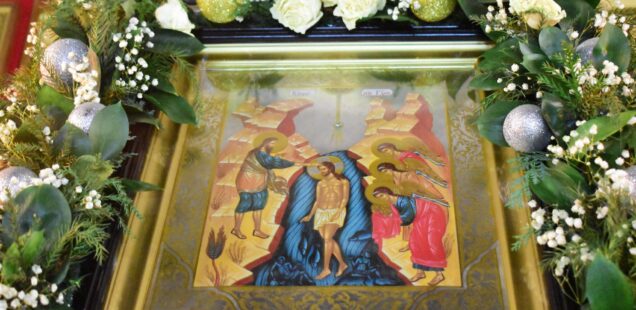 Правящий архиерей совершил богослужение в праздник Богоявления